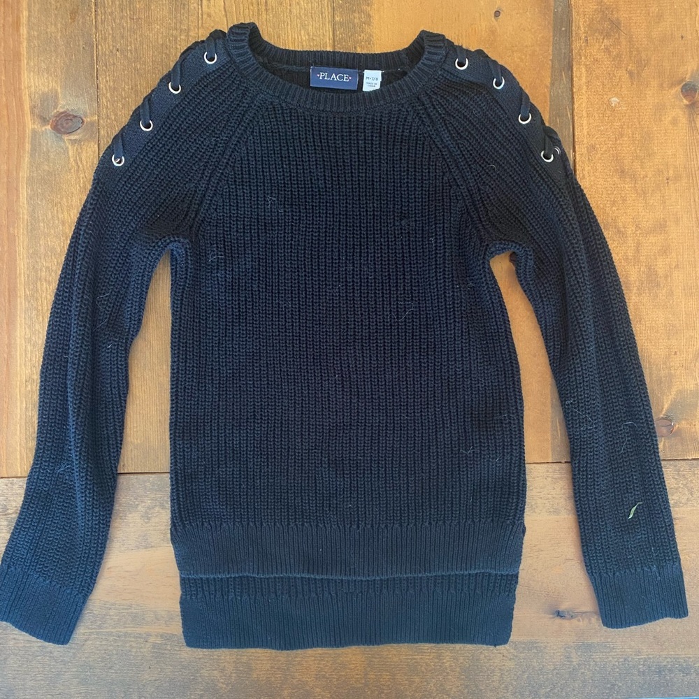 Girls Sweater Size Medium Size 7/8